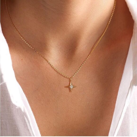 Gold 14k Gold Plated Cubic Zirconia Star Pendant Necklace - Picture 1 of 4